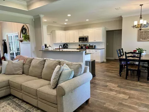 5881 W Cambridge Way, Pace, FL 32571 photo 7