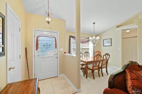 5276 Goshawk Dr, Milton, FL 32570 photo 4