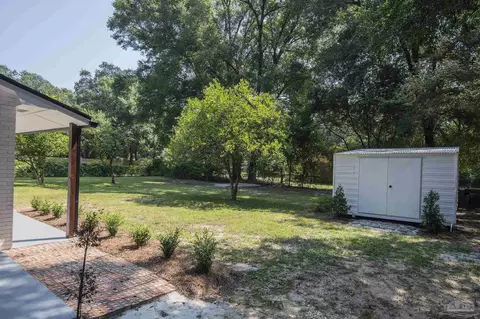 4208 Tomahawk Tr, Milton, FL 32583 photo 15