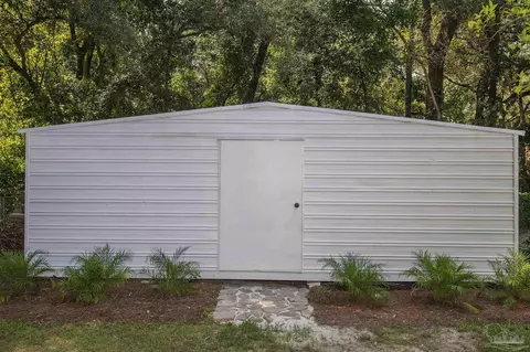 4208 Tomahawk Tr, Milton, FL 32583 photo 12