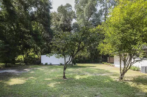 4208 Tomahawk Tr, Milton, FL 32583 photo 10