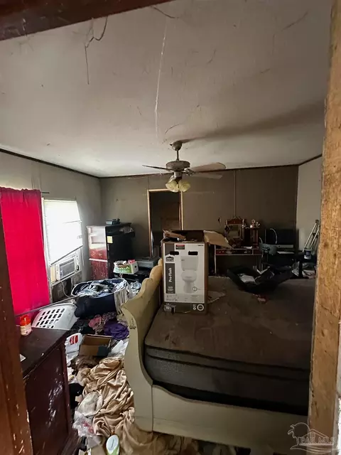 433 Live Oak St, Freeport, FL 32439 photo 3