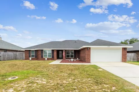 4834 Perspective Dr, Milton, FL 32570 photo 2