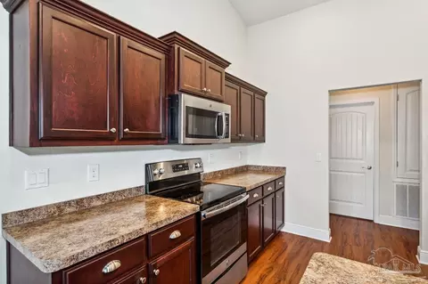 4834 Perspective Dr, Milton, FL 32570 photo 13