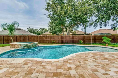 2859 Shoni Dr, Navarre, FL 32566