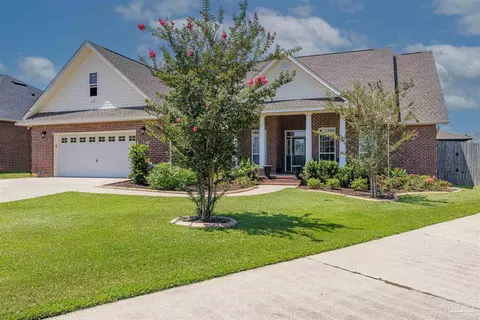 1246 Lear Ct, Cantonment, FL 32533