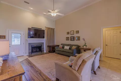 1246 Lear Ct, Cantonment, FL 32533 photo 5
