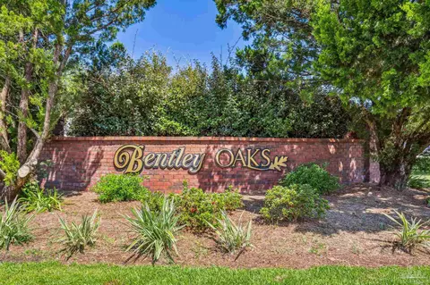 1645 Slate Dr, Cantonment, FL 32533 photo 2