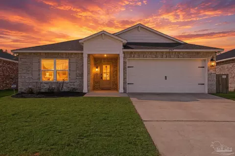 2767 Savannah Michelle Ln, Pensacola, FL 32534