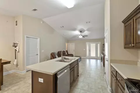 5010 Covenant Cir, Pace, FL 32571 photo 6
