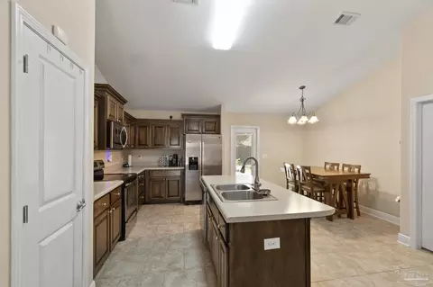 5010 Covenant Cir, Pace, FL 32571 photo 7