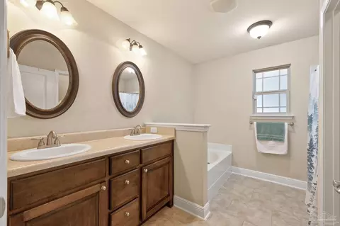 5010 Covenant Cir, Pace, FL 32571 photo 12