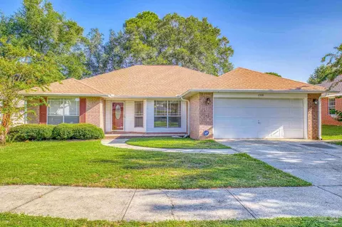 2308 Caddy Shack Ln, Pensacola, FL 32526