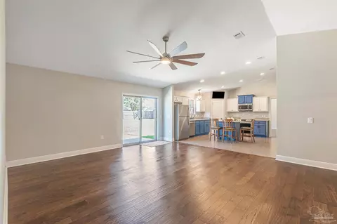 3936 Flour Mill Cir, Pace, FL 32571 photo 8