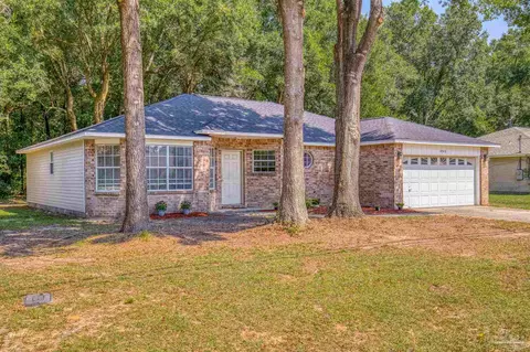 4315 Crosswinds Dr, Milton, FL 32583