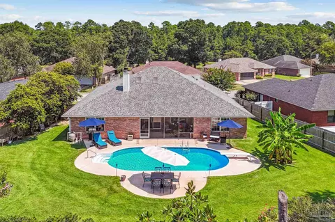 7217 Tannehill Dr, Pensacola, FL 32526