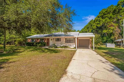 2069 Garcon Point Rd, Milton, FL 32583