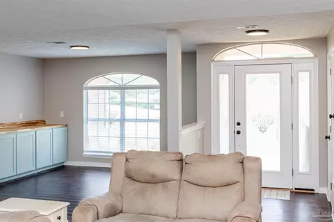 535 Derry Dr, Cantonment, FL 32533 photo 10