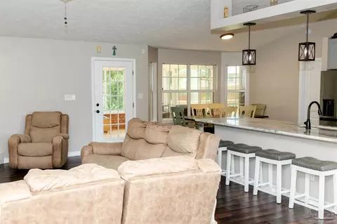 535 Derry Dr, Cantonment, FL 32533 photo 11