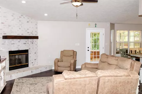 535 Derry Dr, Cantonment, FL 32533 photo 6