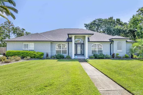 2549 Mary Fox Dr, Gulf Breeze, FL 32563