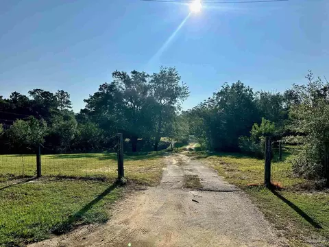 2044 Chavers Rd, Cantonment, FL 32533 photo 5