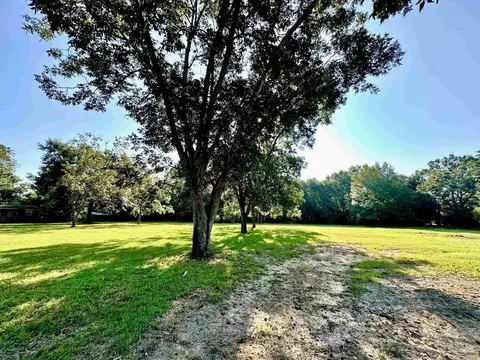 2044 Chavers Rd, Cantonment, FL 32533 photo 4