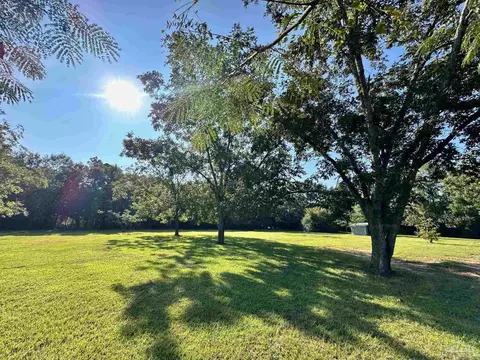 2044 Chavers Rd, Cantonment, FL 32533 photo 2