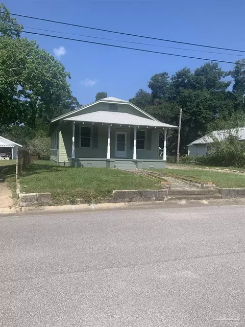 17 N K St, Pensacola, FL 32502