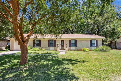 4530 Treeline Dr, Pensacola, FL 32504