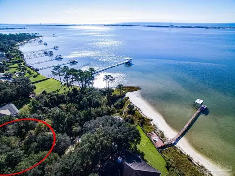 0000 Plantation Oaks Dr, Navarre, FL 32566