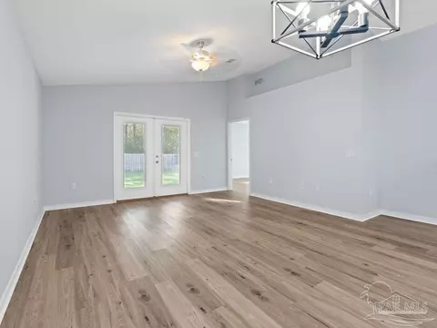 3065 N 36th Ave, Milton, FL 32583 photo 9