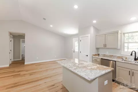 2557 Ten Mile Rd, Pace, FL 32571 photo 4