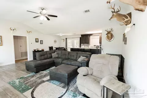 8233 Tidwell Rd, Pace, FL 32571 photo 6