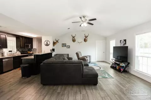 8233 Tidwell Rd, Pace, FL 32571 photo 10