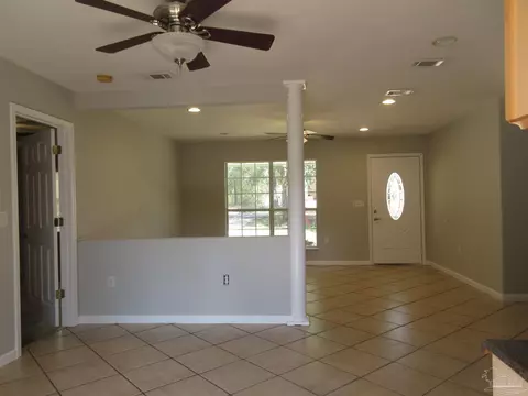 6765 Contentment St, Milton, FL 32570 photo 4
