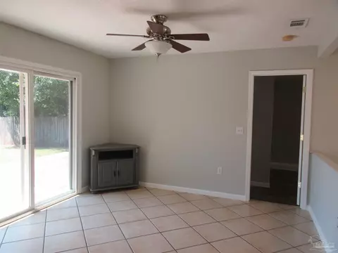 6765 Contentment St, Milton, FL 32570 photo 10