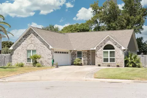 3556 Riddick Dr, Pensacola, FL 32504