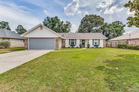 855 Valley Ridge Dr, Pensacola, FL 32514
