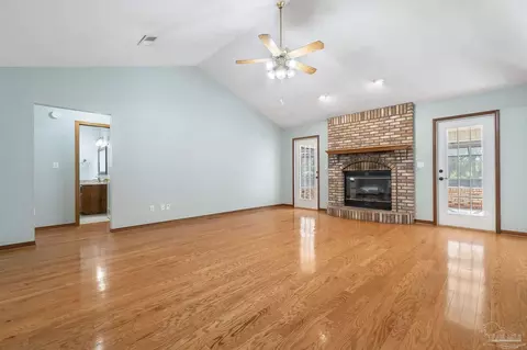 Living - 3353 Copperhead Cir, Pace, FL 32571 photo 2 of 7
