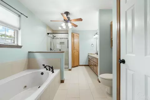 Bath - 3353 Copperhead Cir, Pace, FL 32571 photo 1 of 5