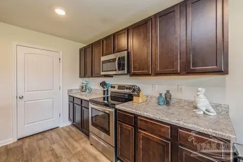 4690 Perception Cir, Milton, FL 32570 photo 12