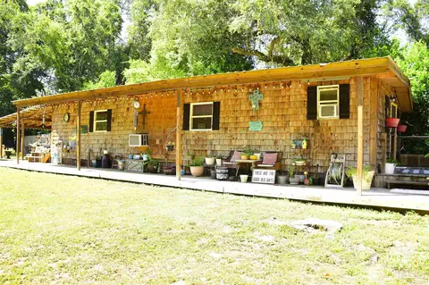 4331 Melton Rd, Milton, FL 32583