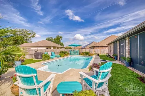 Exterior - 4141 Dundee Crossing Dr, Pace, FL 32571 photo 13 of 14