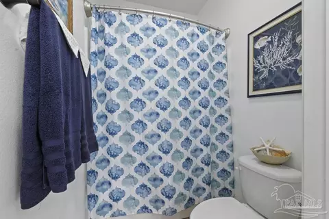 Bath - 4141 Dundee Crossing Dr, Pace, FL 32571 photo 4 of 6