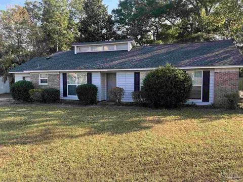 4023 Nowlinbury Dr, Pensacola, FL 32514