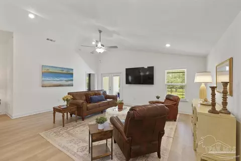 9561 Redland Rd, Milton, FL 32583 photo 10