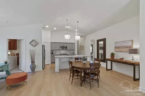 9561 Redland Rd, Milton, FL 32583 photo 5