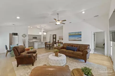 9561 Redland Rd, Milton, FL 32583 photo 4