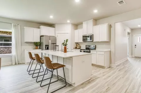 Kitchen - 3829 Eagle Tail Dr, Jay, FL 32565 photo 1 of 1